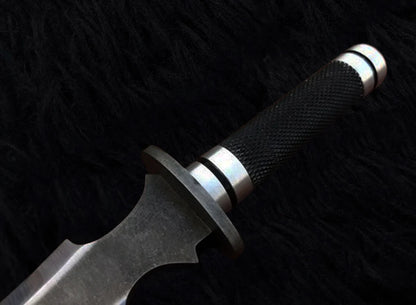 Batman: Under the Red Hood Replica Knives with Leather Sheath - Vortex Blades