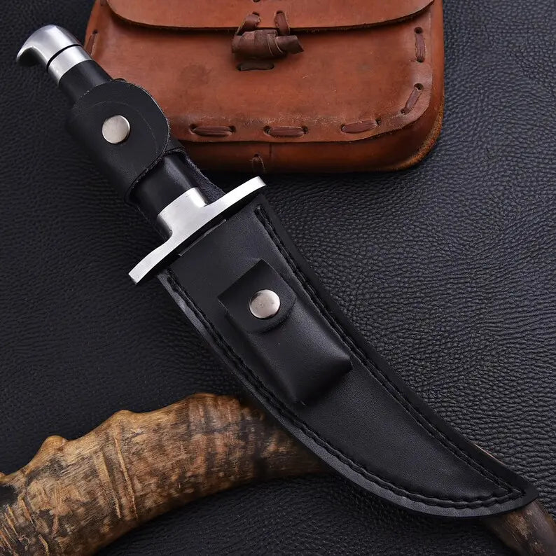 Batman: Under the Red Hood Replica Knives with Leather Sheath