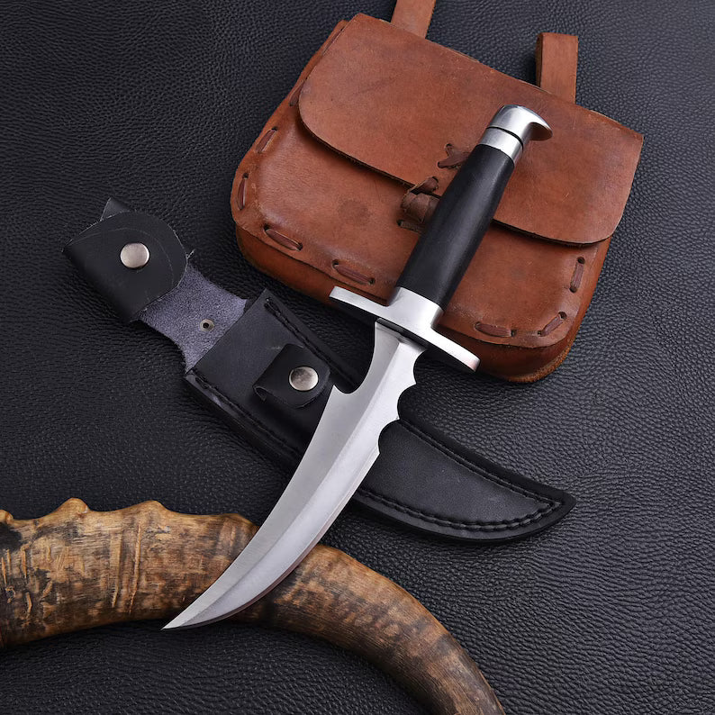 Batman: Under the Red Hood Replica Knives with Leather Sheath
