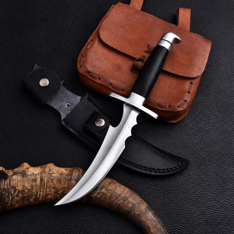 Batman: Under the Red Hood Replica Knives with Leather Sheath
